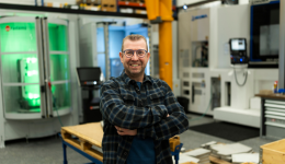 Efficacité et précision grâce aux plaques d’aluminium sur mesure de MCB